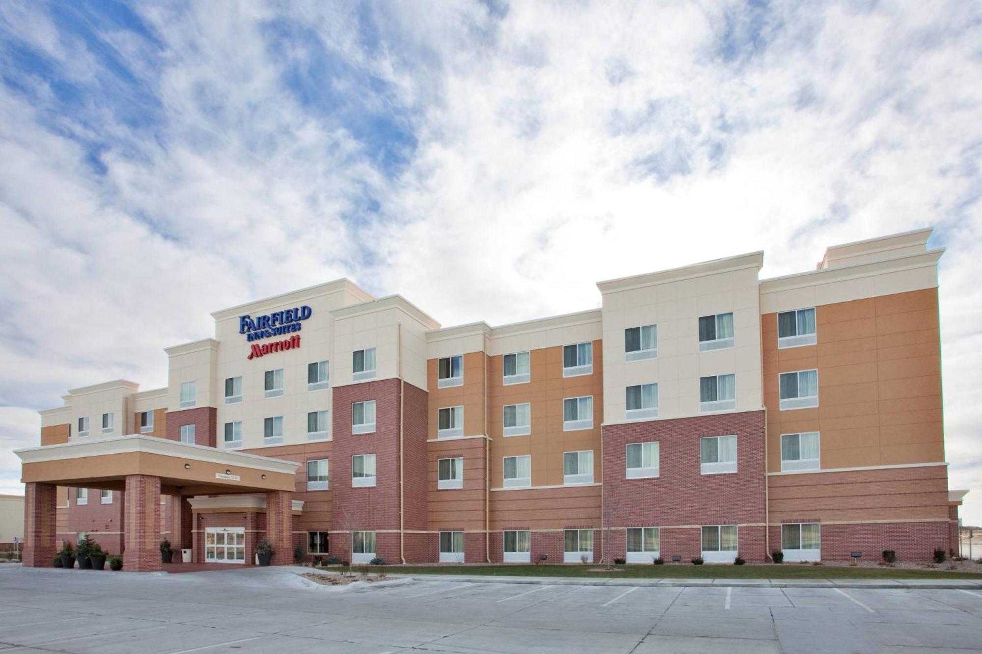 Fairfield Inn & Suites By Marriott Kearney Extérieur photo