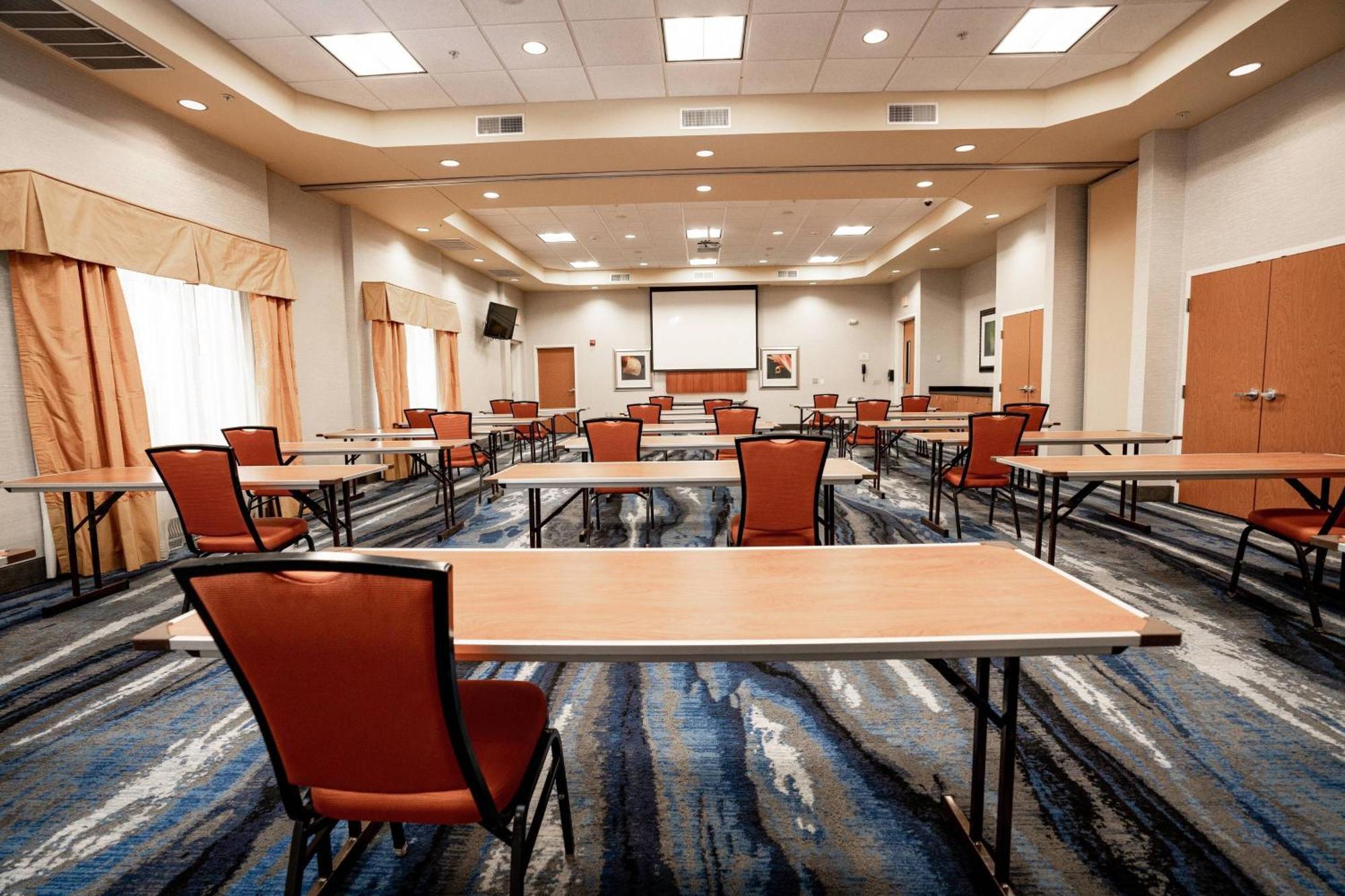 Fairfield Inn & Suites By Marriott Kearney Extérieur photo