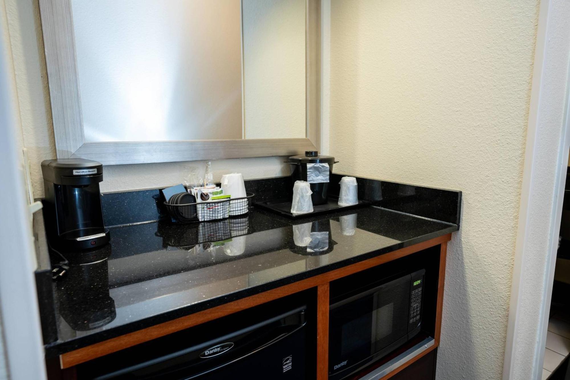 Fairfield Inn & Suites By Marriott Kearney Extérieur photo