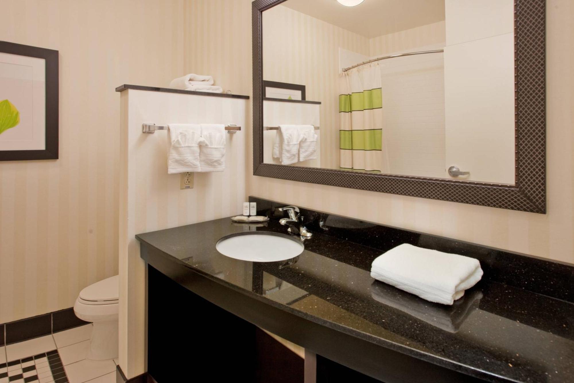 Fairfield Inn & Suites By Marriott Kearney Chambre photo