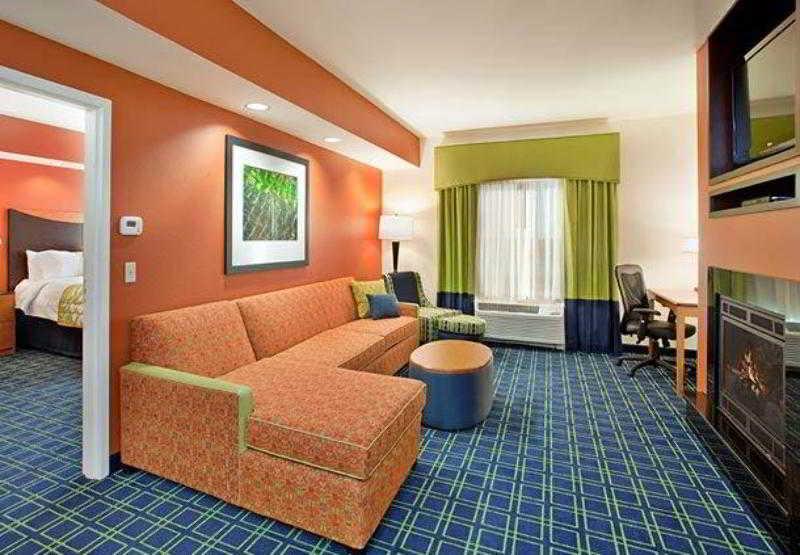 Fairfield Inn & Suites By Marriott Kearney Chambre photo